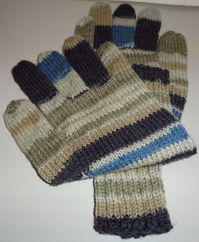 Liebevoll handgestrickte