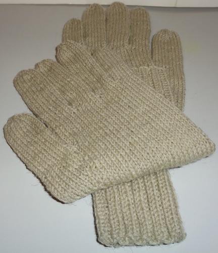 Liebevoll handgestrickte